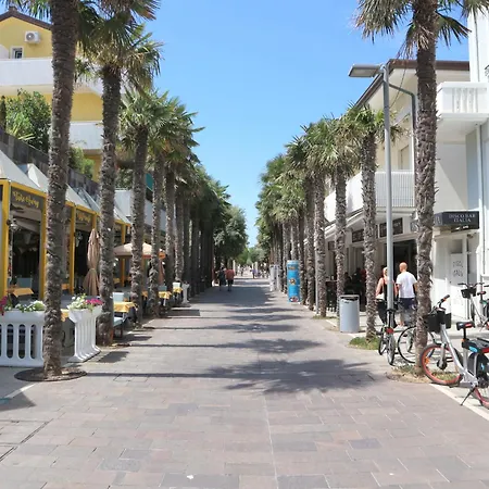 Casa Marina * Линьяно-Саббьядоро